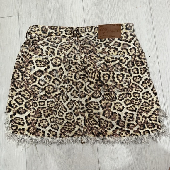 Leopard Jean skirt - Picture 4 of 4